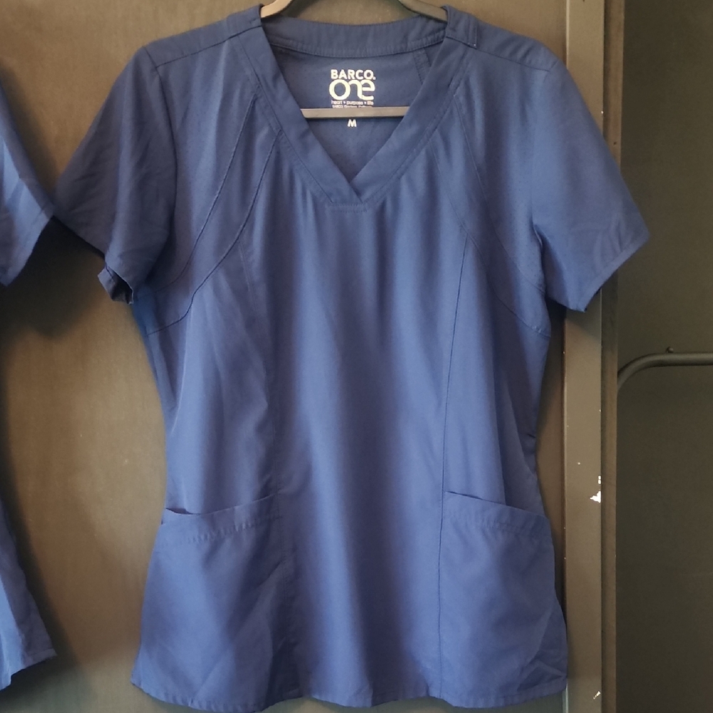 Barco One Scrub Top